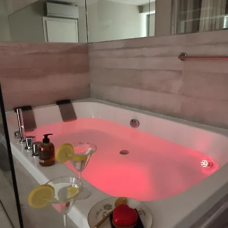Bed and Breakfast Il Sogno Di Afrodite Luxury B And B à Rome Extérieur photo